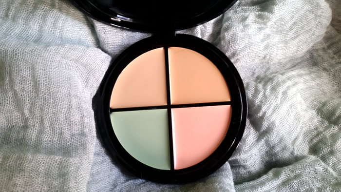 Večbarvni Korektor za kožo z aknami